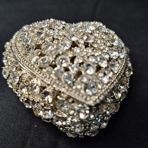 Olivia Riegel Heart Crystal Trinket Box Silver Tone Swarovski Keepsake Jewelry - Picture 1 of 10